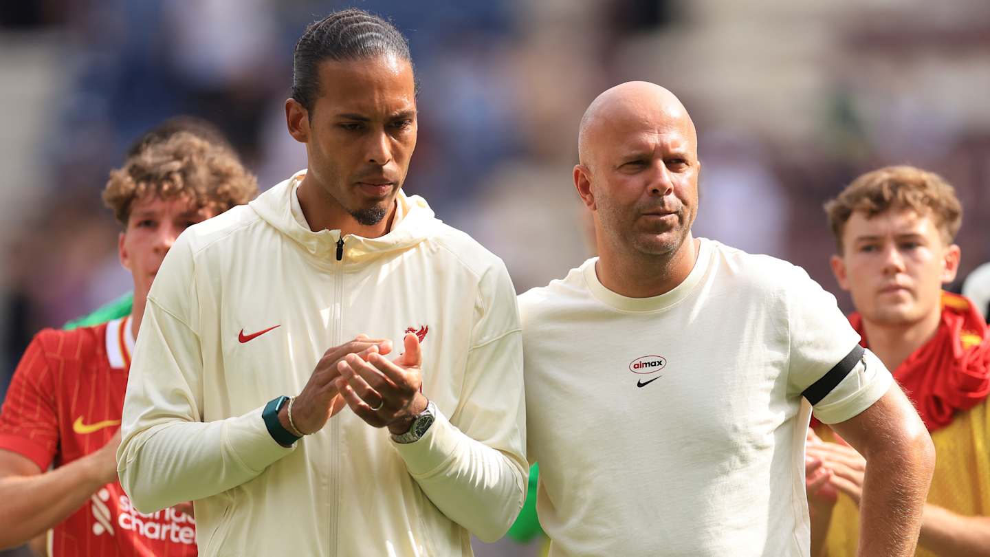 Arne Slot і Virgil van Dijk мають різні погляди на причини коливань Liverpool