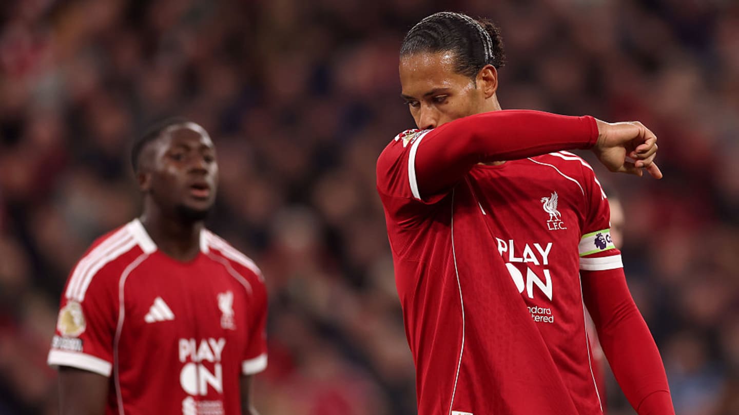 Liverpool зазнає найгіршого рейтингу гравців за 11 років у матчі проти Man Utd