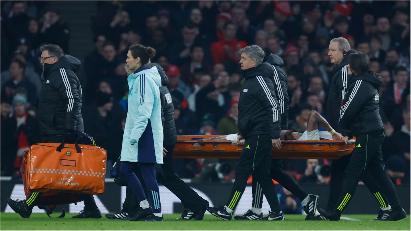 Чудово мати його знову—забутий зірка Арсеналу повертається до тренувань