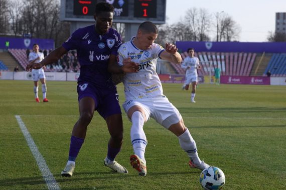 Динамо Київ протистоїть ЛНЗ у матчі УПЛ 9 листопада 2025 року