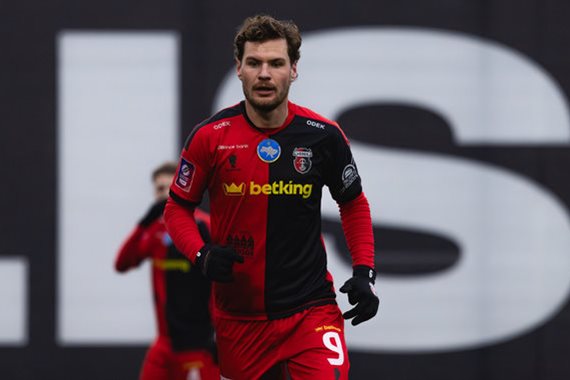 Тарануха знову на вістрі атаки Вереса у матчі з Кривбасом