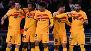 Барселона контактує з колишнім гравцем для несподіваної зустрічі в січні