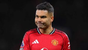 Чому Касеміро не грає за Манчестер Юнайтед проти Астон Вілли