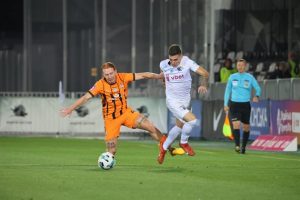 Колос проти Шахтаря: Анонс і прогноз на матч УПЛ 6 грудня 2025 року