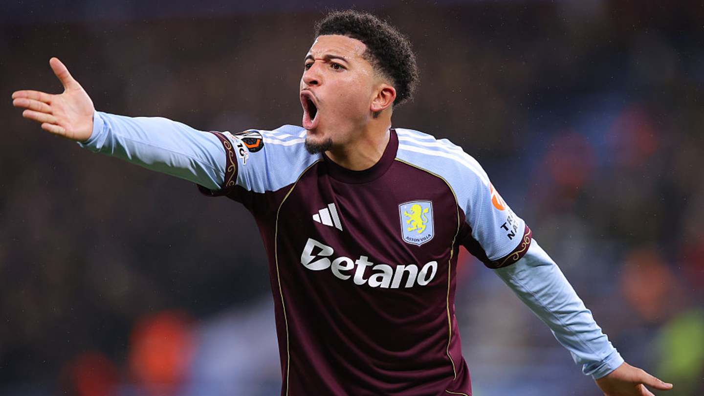 Манчестер Юнайтед ухвалив рішення щодо Джейдона Санчо з великими фінансовими наслідками