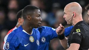 Moises Caicedo пропустить матчі Челсі після червоної картки в грі з Арсеналом