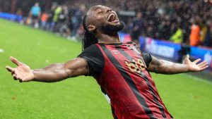 Прем’єр-лігові гіганти зробили перший крок у боротьбі за Антуана Семеньйо