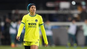 Контрактний спір Трініті Родман: що відбувається?