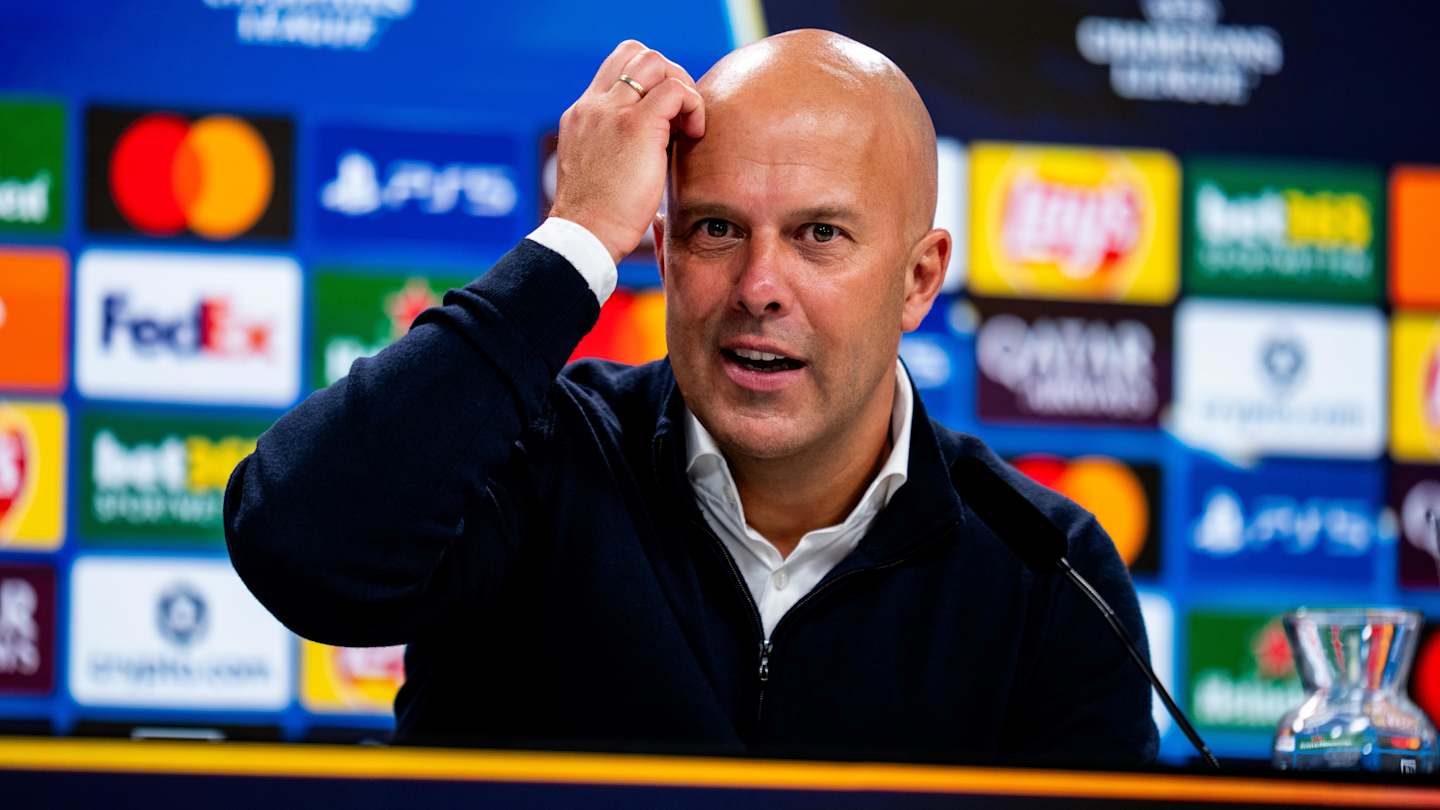 Arne Slot говорить про очікування щодо трансферів Ліверпуля