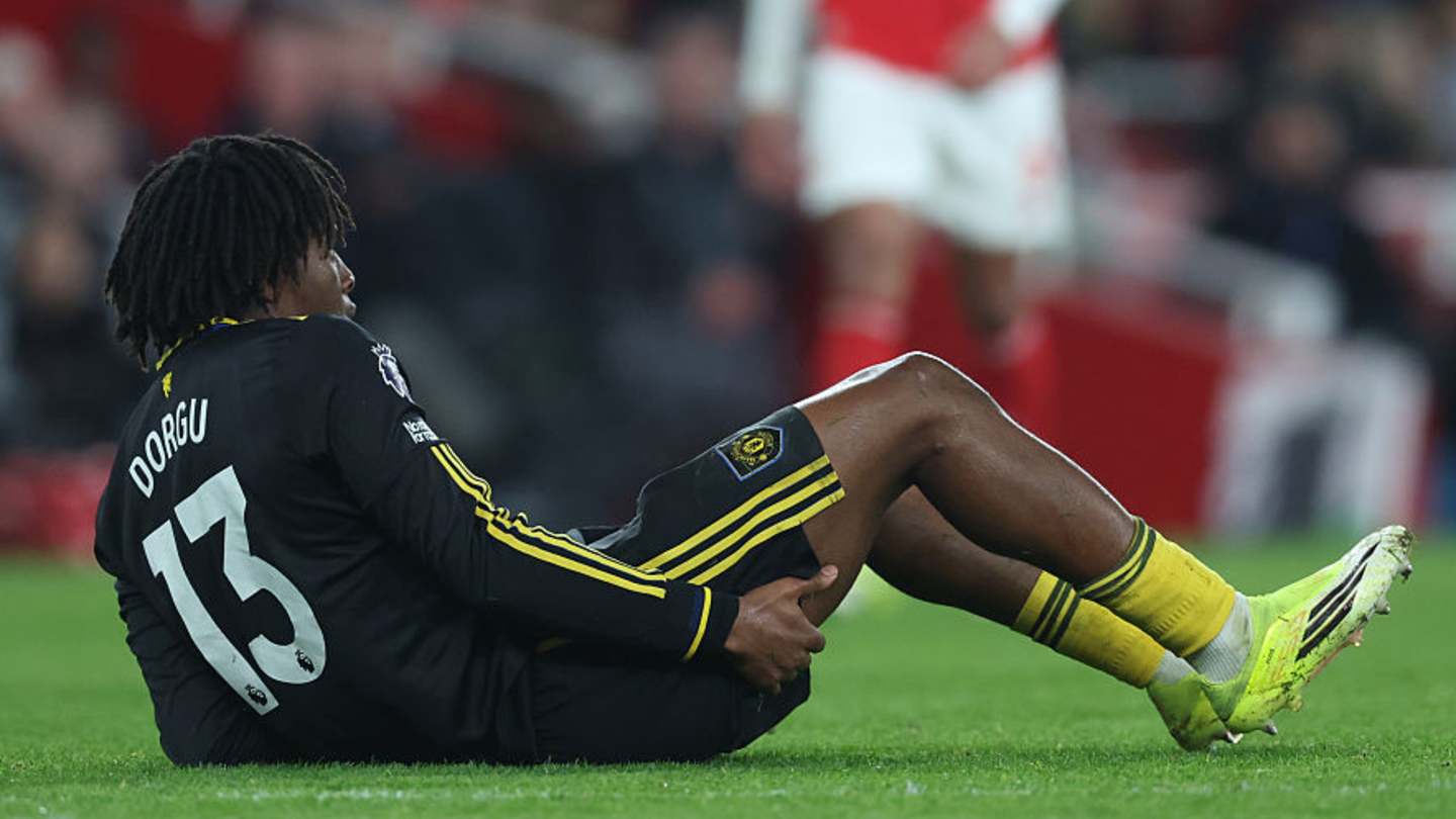 Patrick Dorgu пропустить значний термін через травму в Манчестер Юнайтед