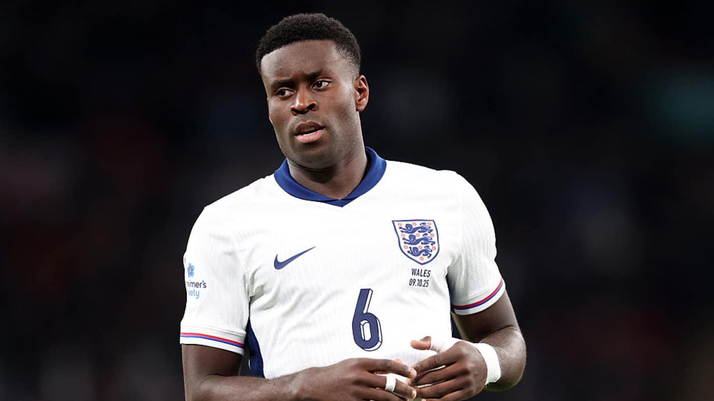 Сім центрбеків, яких Ліверпуль може підписати після переходу Марка Геві до Манчестер Сіті