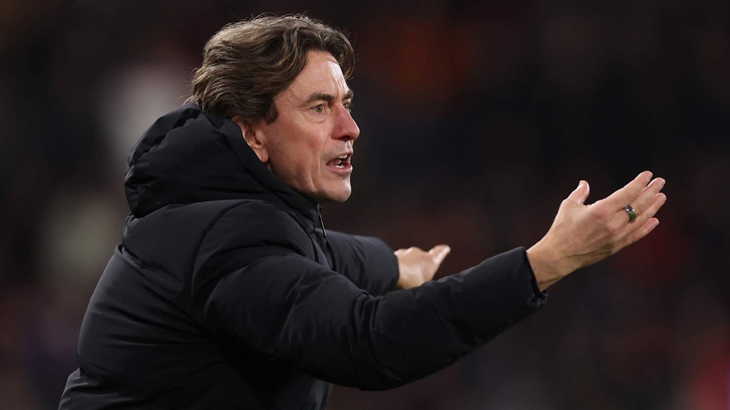 Томас Френк активно реагує на рішення про звільнення тренера Тоттнема