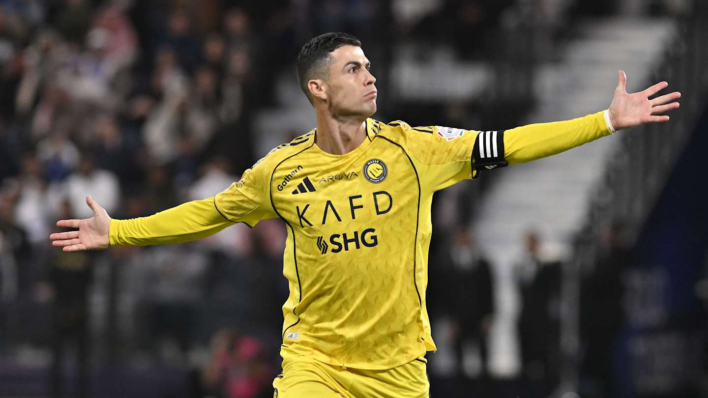 Кріштіану Роналду повернувся до тренувань, але конфлікт з Ал Наср далеко не вирішений