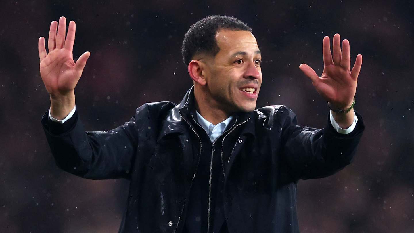 Liam Rosenior пояснює, чому критика Chelsea є несправедливою