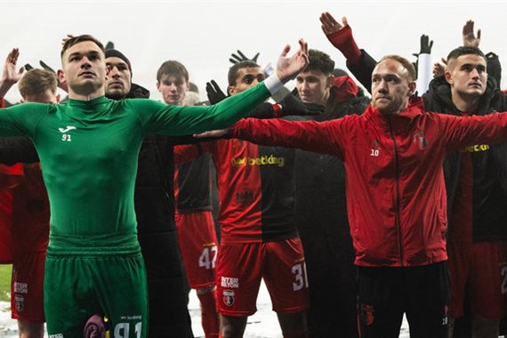 УПЛ повертається матчем Вереса та СК Полтава