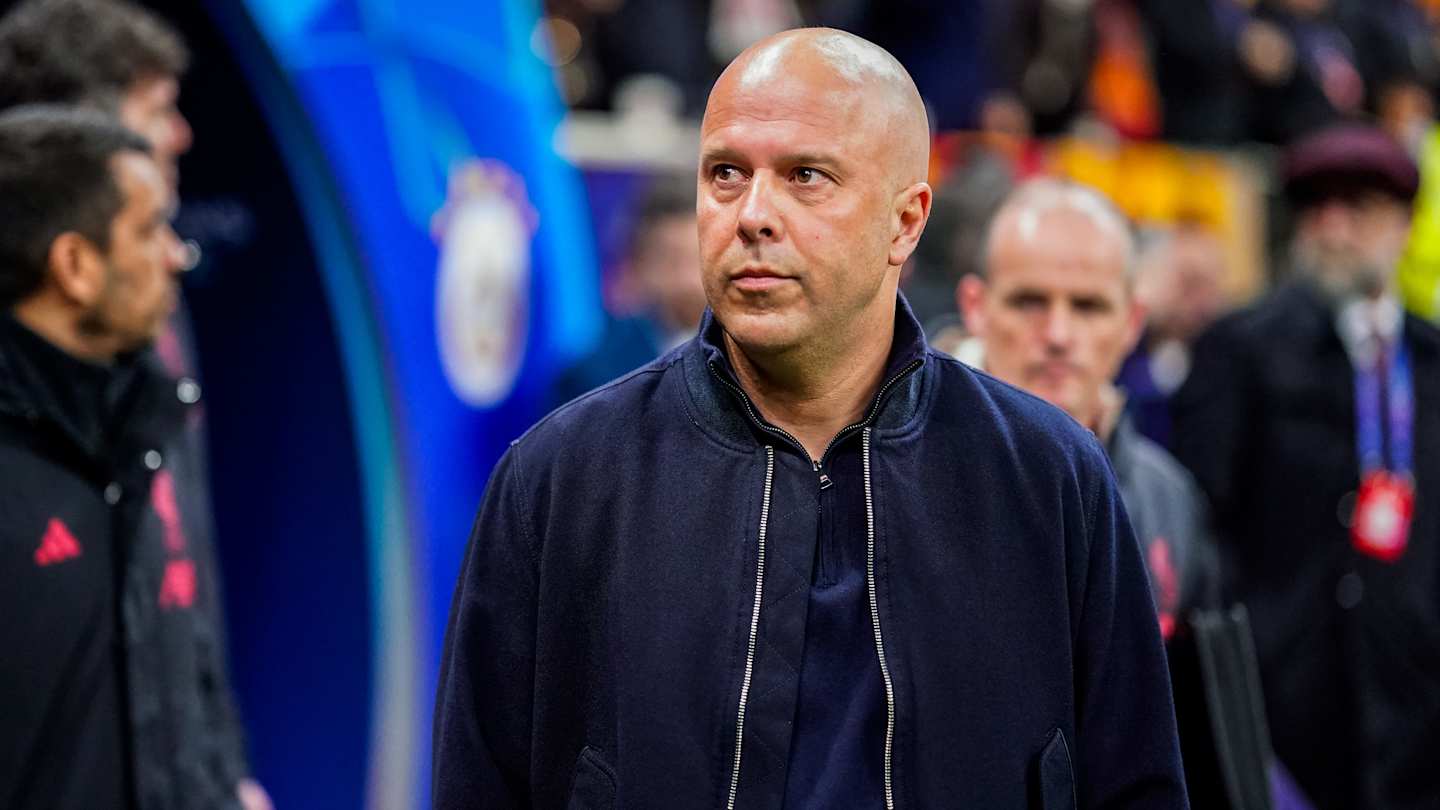 Arne Slot відповів на чутки про звільнення з Liverpool незвичним способом