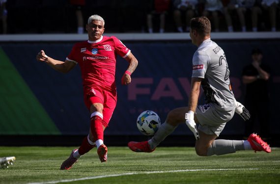 Полісся та Кривбас зустрінуться в захоплюючому матчі УПЛ 14 березня 2026 року