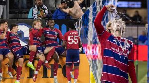 U.S. Soccer Player Розповів про Святкування з Пивом Після Переможного Голу в MLS