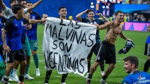 Argentina’s Falklands Banner: Можливі покарання, оскільки FIFA готує розслідування