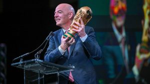 FIFA та Інфантіно наполегливо продовжують план проведення Чемпіонату світу незважаючи на загрозу бойкоту