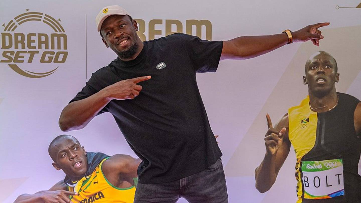 Usain Bolt відроджує футбольні мрії, підписавши контракт з відомою англійською командою