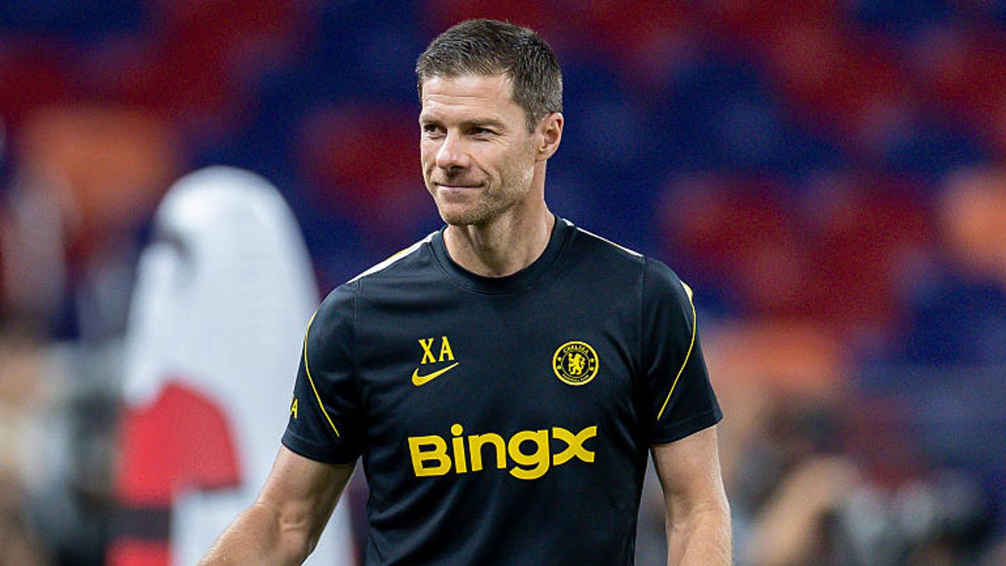 Xabi Alonso розкриває деталі про погоню Челсі за елітним голкіпером