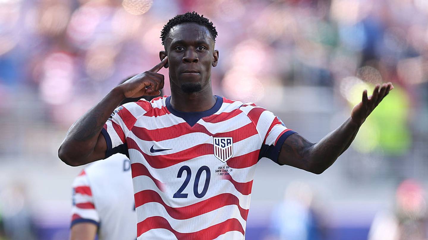 Premier League клуб уклав угоду з зірковим форвардом USMNT Фоларіном Балогуном