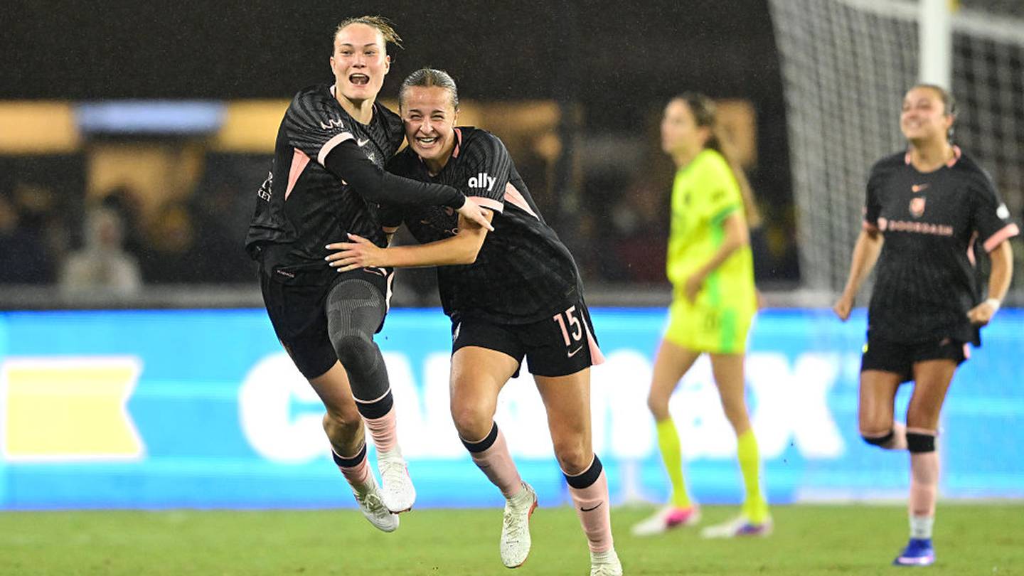 USWNT Stock Up Stock Down Evelyn Shores Підтримує Шанси Angel City на Вихід у Плейоф
