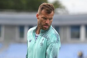Ярмоленко встановлює новий рекорд за голами у чемпіонатах України
