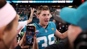 NFL Kicker Cam Little вшановує Джуда Беллінгема після неймовірного переможного моменту в Лондоні