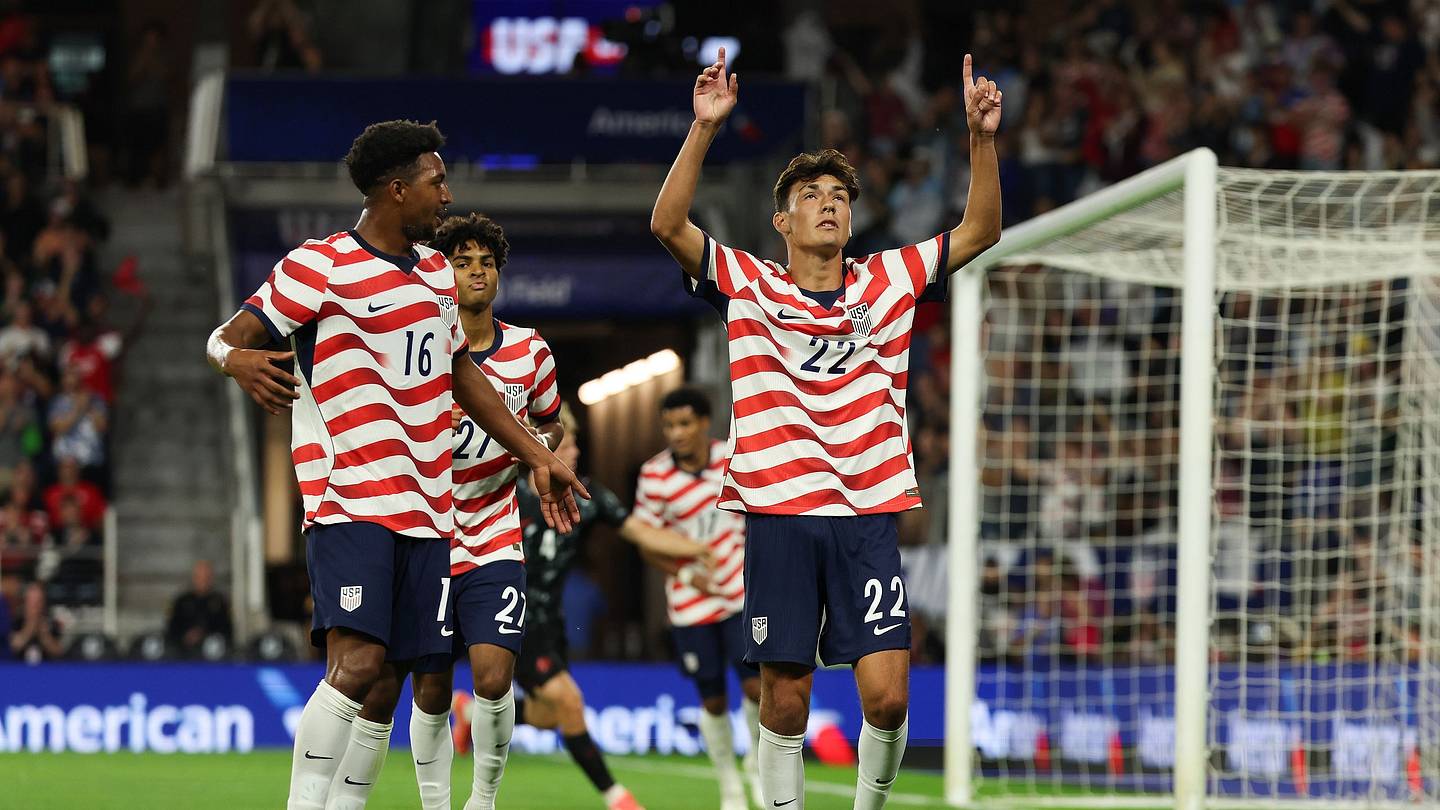 USMNT оцінки гравців проти Канади Американці завершили ідеальний осінній вікенд